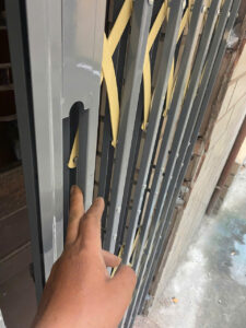 Sửa Cửa Xếp Sắt Quận Đống Đa