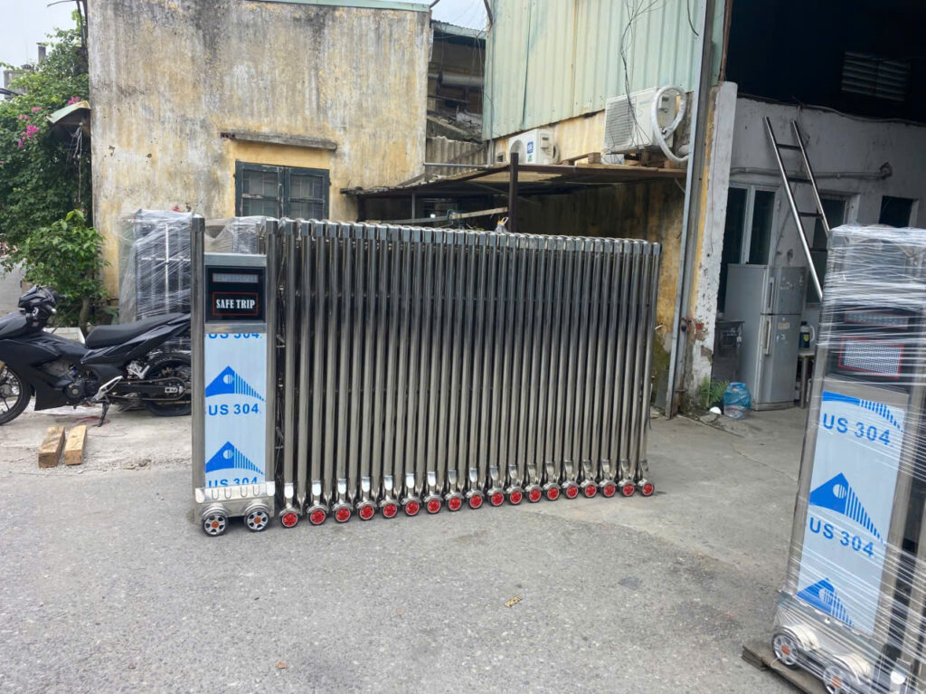 Đại Lý Cửa Cổng Xếp Tại Bắc Ninh